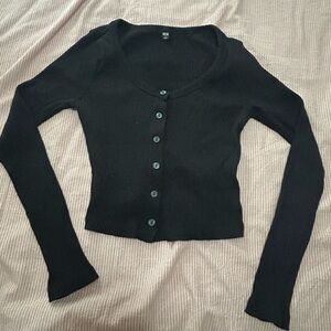Goth Grunge Uniqlo Black Cropped Ribbed Button-Up Cardigan with Scoop Neck